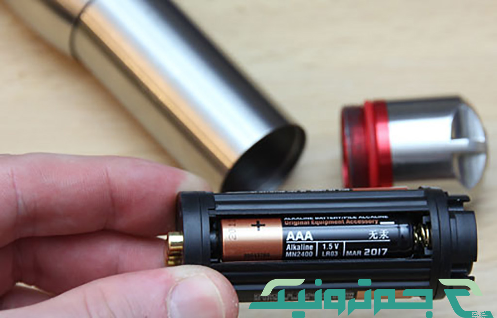 راهنمای کامل نحوه شارژ باتری چراغ قوه